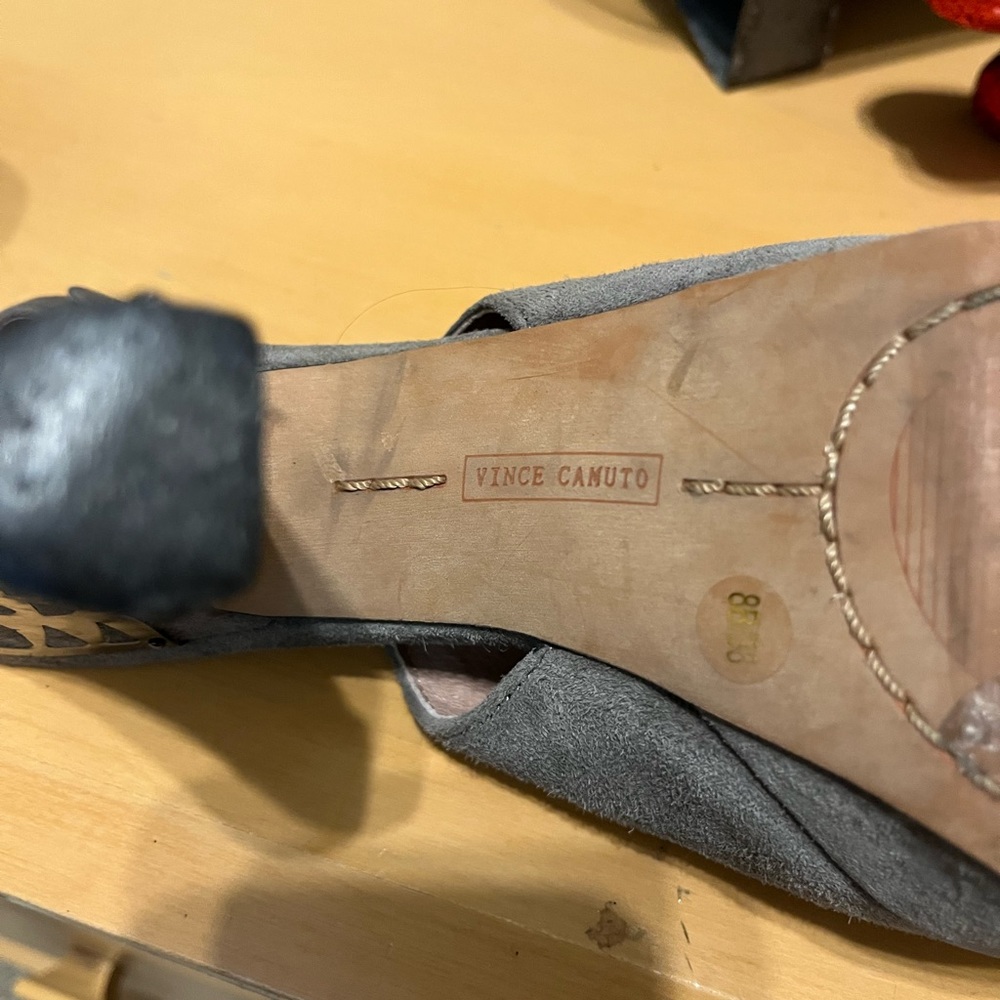 Vince Camuto Pumps